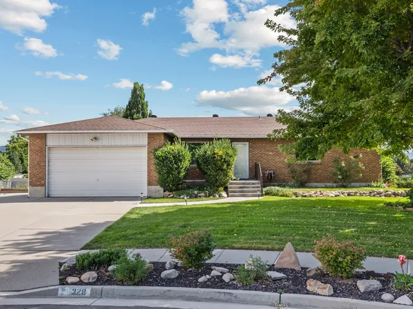 328 E Heather Ridge Cir, Sandy, UT 84070