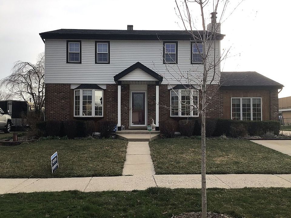 1st image of 16618 76th Ave