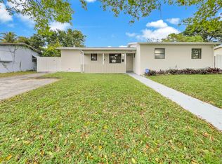 2040 NW 62nd Ter, Sunrise, FL 33313