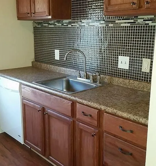 Kitchen (2)