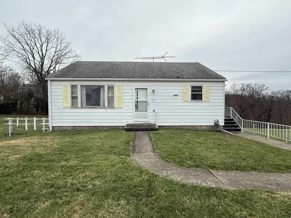 359 Dixon Blvd, Uniontown, PA 15401