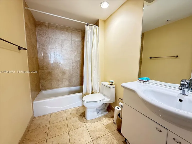 1800 S Ocean Dr #2203 — Photo 29