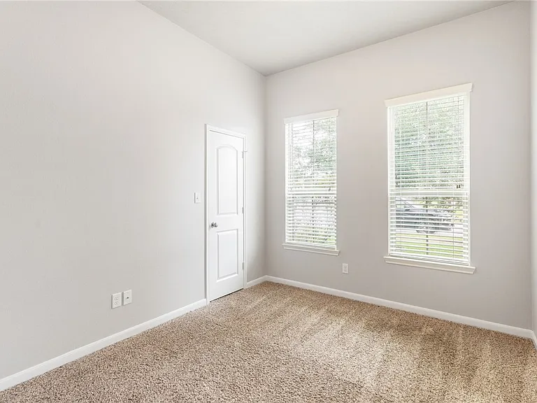 4161 Shallow Creek Loop — Photo 15