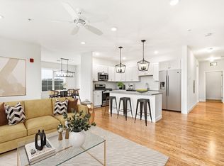 45 Plaza Way UNIT 412, Plymouth, MA 02360