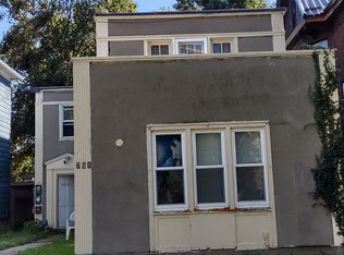 751 7th St, Niagara Falls, NY 14301