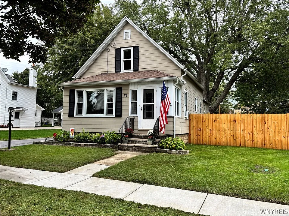 27 Brandel Ave