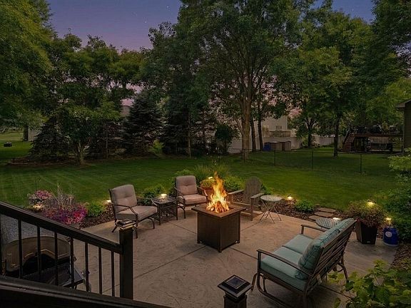 2nd image of 5933 Bayberry Dr