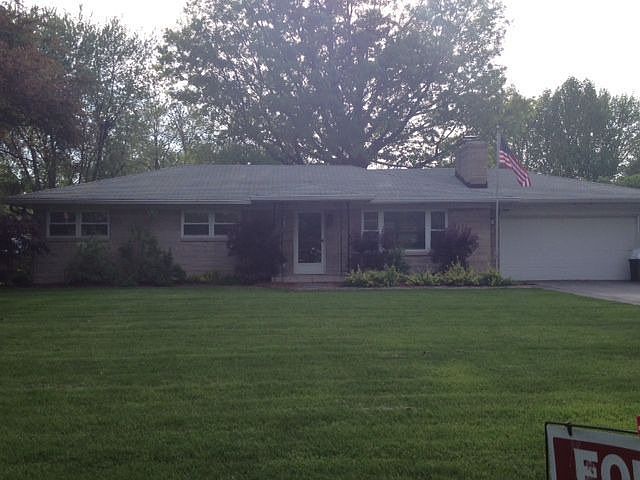 1st image of 104 Heather Dr