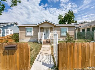 819 Topeka Blvd, San Antonio, TX 78210