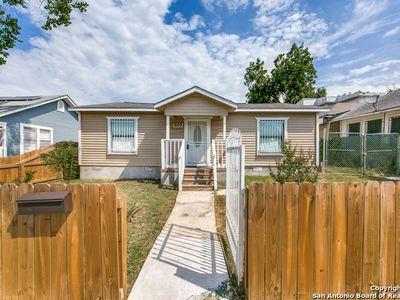 819 Topeka Blvd, San Antonio, TX, 78210