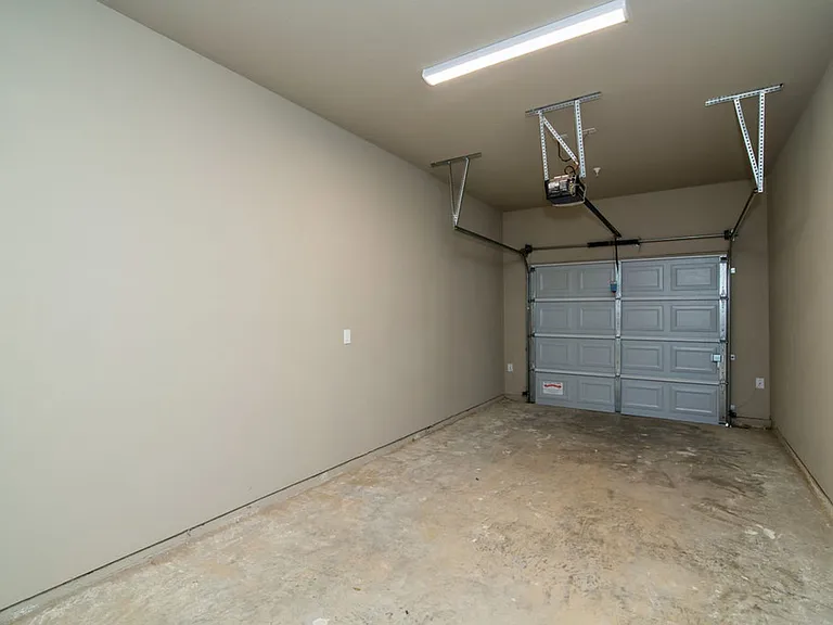 611 Harvest Moon Dr — Photo 16