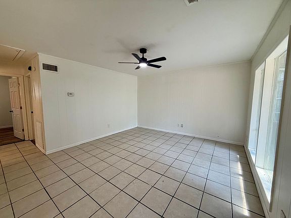 2nd image of 300 Olive St #D