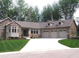 8395 Raleigh St, Painesville, OH 44077