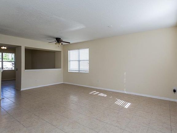 3rd image of 2454 Brownwood Dr