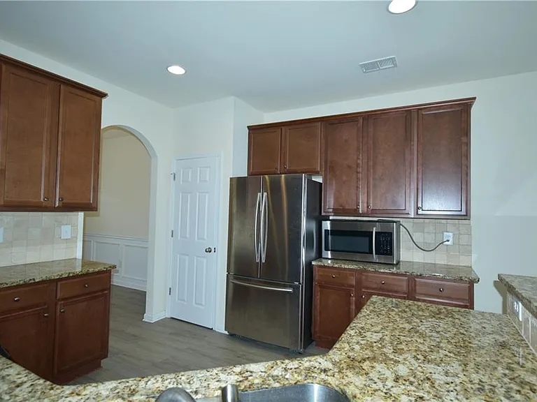 3094 Tofte Dr — Photo 13