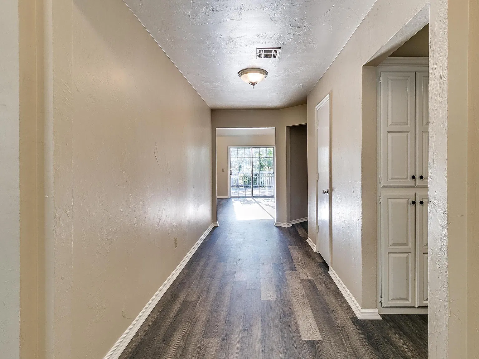 17309 Sun River Ct — Photo 4