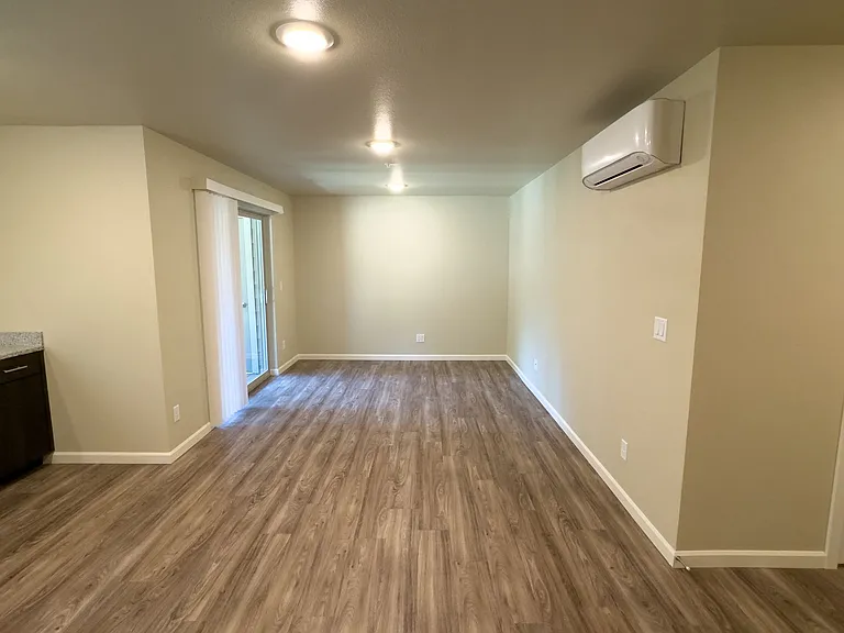 Harmona Heights Apartments — Photo 23