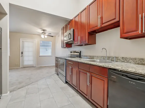 4208 Belvedere St #2RB, Metairie, LA 70001