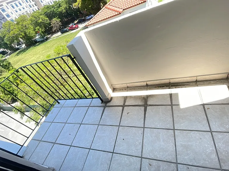 230 Calabria Ave — Photo 21