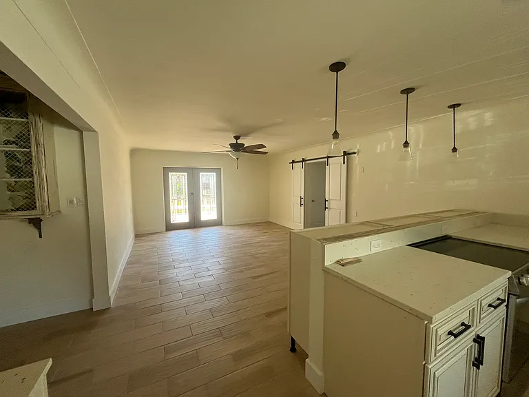 7039 Hibiscus Ave S — Photo 8