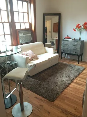 Rented by Westminster Management | media 29