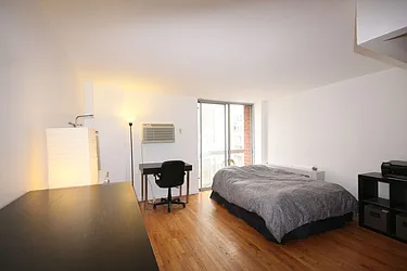 Rented by STAR CITIES INTERNATIONAL PROPERTY CORPORATION