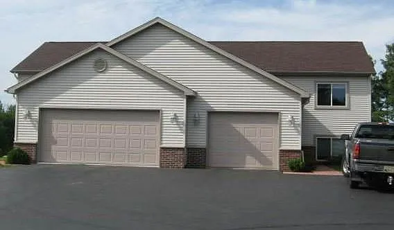 5259 Has a 1 Car Garage - Unit on Right Side