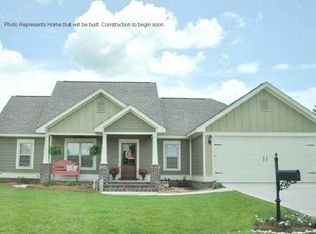 1640 Arlington Dr, Crescent City, CA 95531