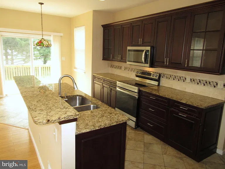 20 Doolin Bay Dr — Photo 4