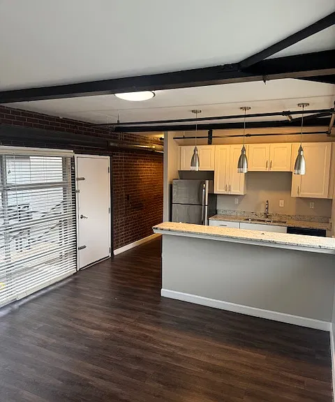 1927 Rutger St #2 — Photo 4
