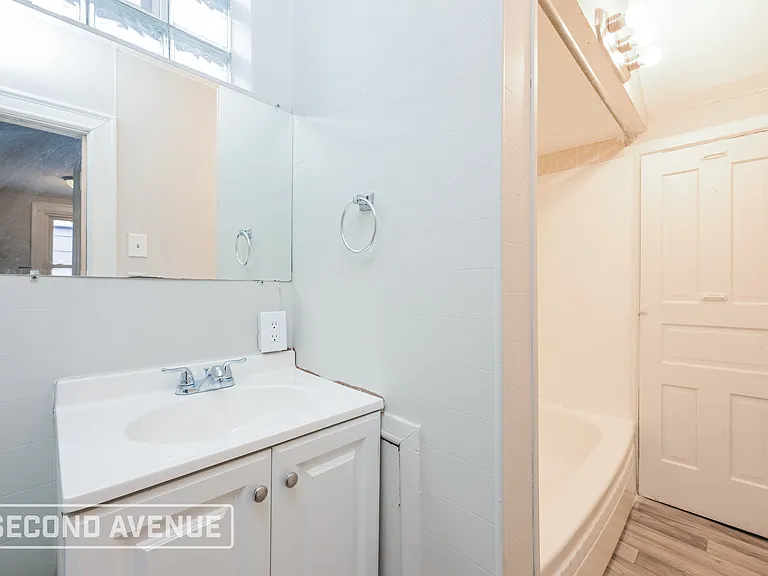 7645 Highland Ave — Photo 16