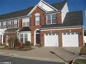 2nd image of 5916 Gate House Dr