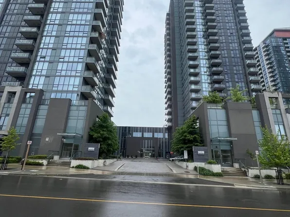 5025 Four Springs Ave W, Mississauga, ON