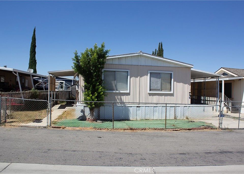 1st image of 10701 Cedar Ave Space 120