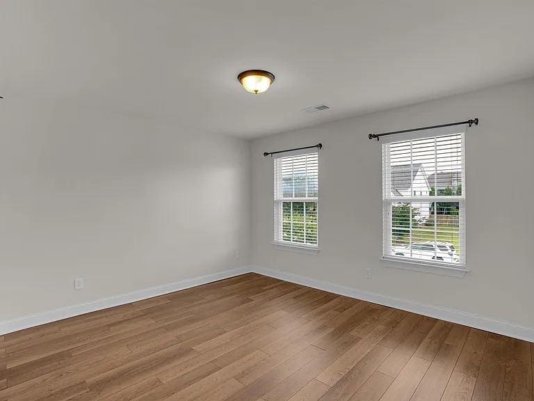 1340 Beechfern Cir — Photo 36