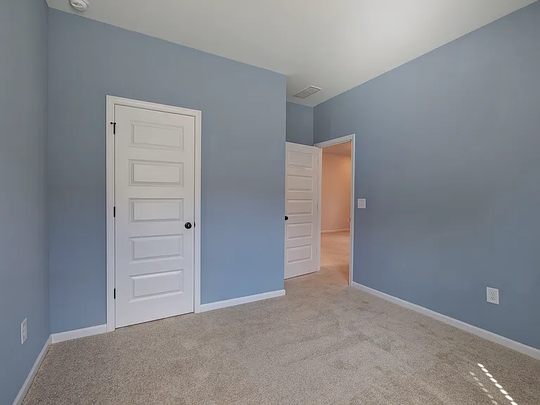 401 Perth Dr — Photo 20