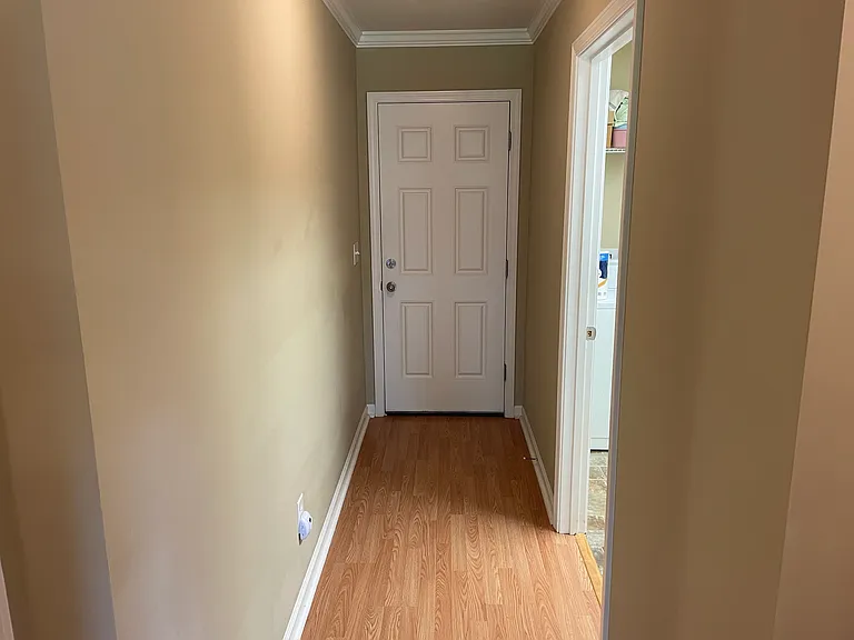 803 Hickory Ave SW — Photo 12