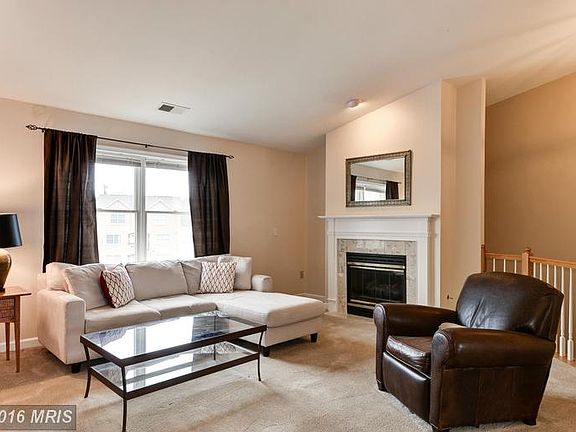 4th image of 6924 Fairfax Dr Unit 430