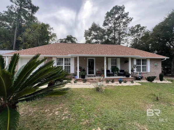 2758 Manuel Cir, Lillian, AL 36549