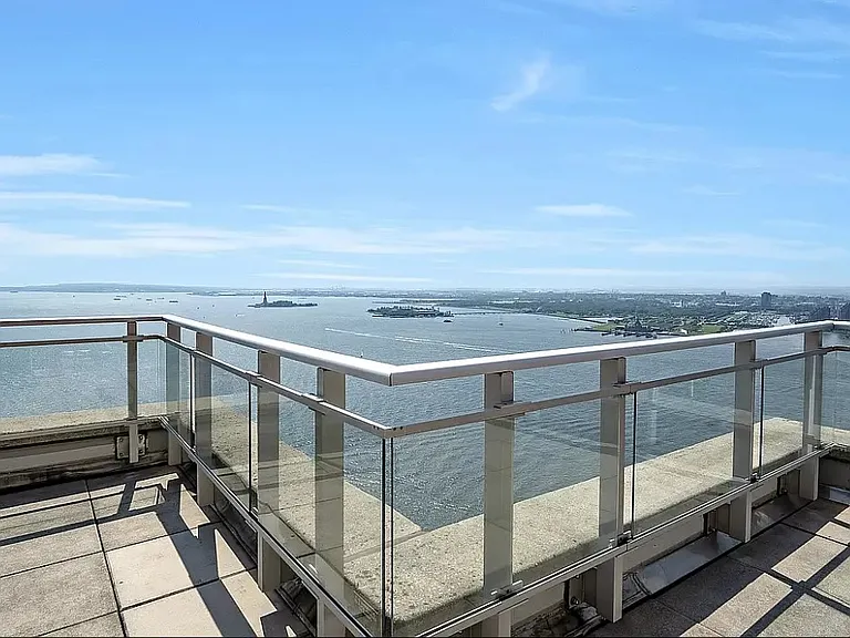 200 Rector Pl #7F — Photo 26
