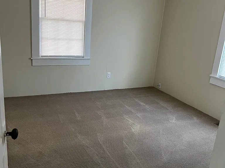 2934 Park Ave — Photo 3