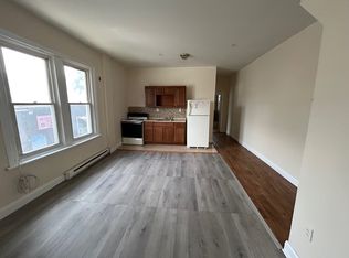 5900 Pine St #1, Philadelphia, PA 19143