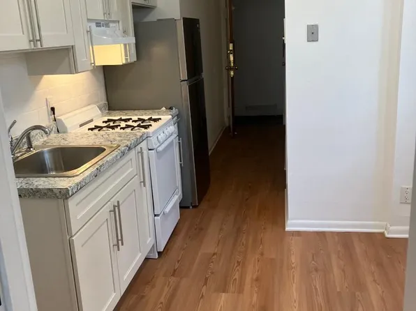 1200 43rd St APT 1B, North Bergen, NJ 07047