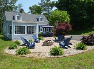 55 Cloudland Rd, North Haven, CT 06473
