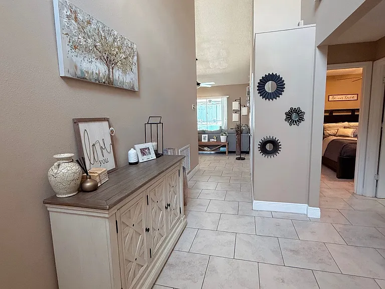 3415 Windy Wood Dr — Photo 4