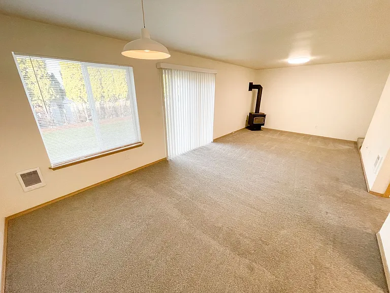 5451-5453 Glenridge Way #5455 — Photo 9