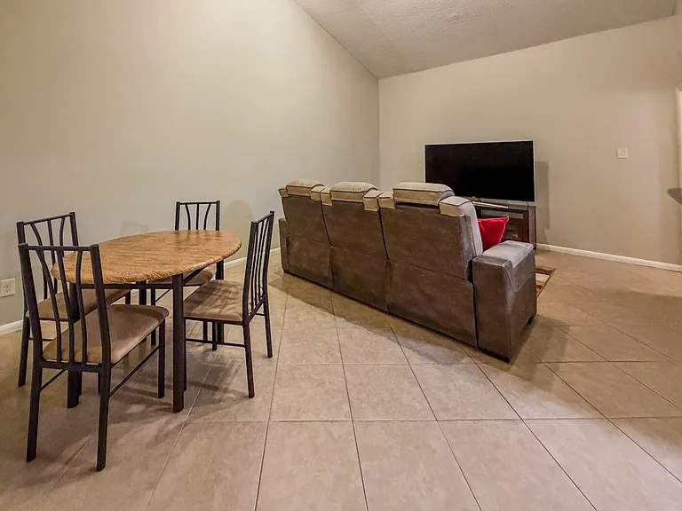2574 Marilee Ln #23 — Photo 4