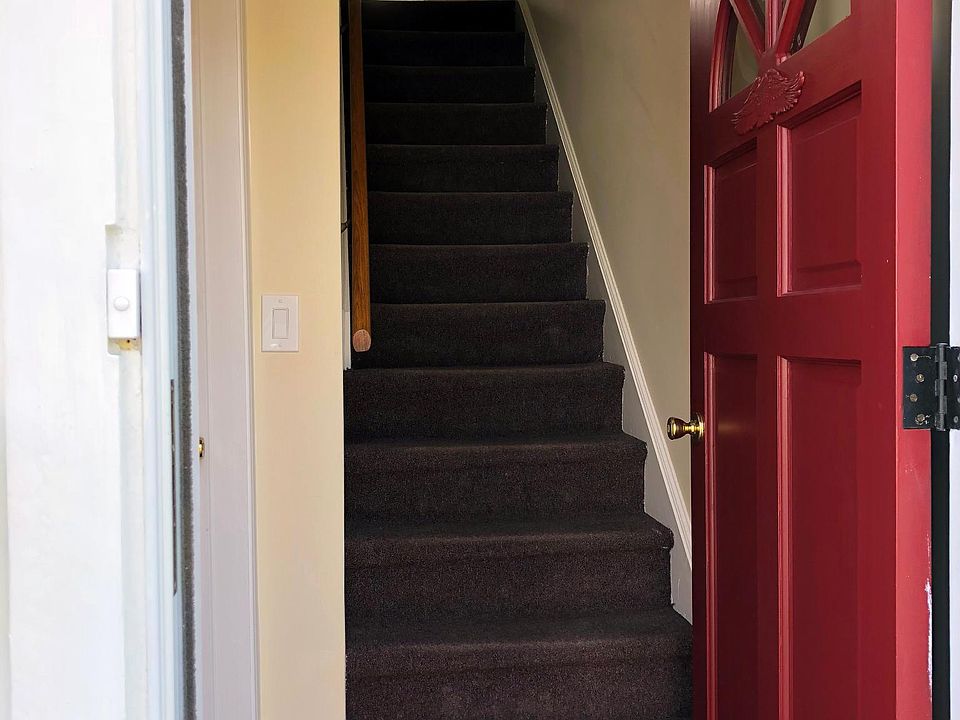 Private entryway