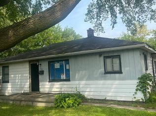 8035 Pine St, Taylor, MI 48180