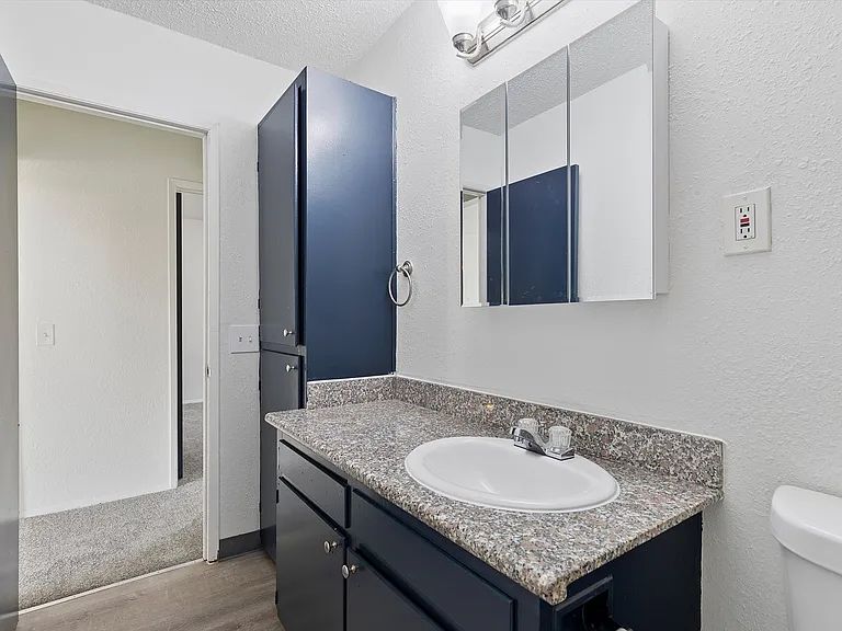 Briar Rose Apartments — Photo 13